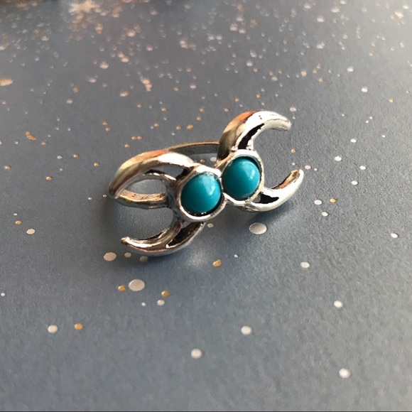 Silver Rings with Blue Stones - Picture 5 of 5